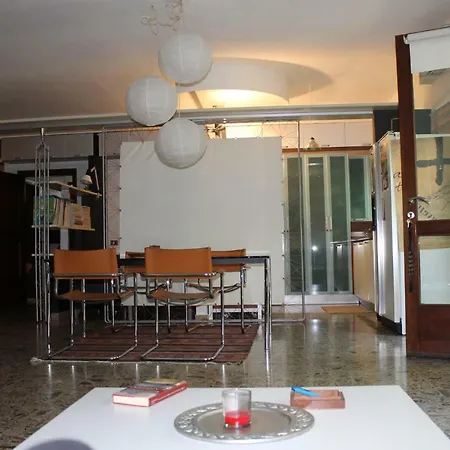 Apartmán Apdf Con Giardino