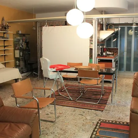 Apdf Con Giardino Apartment