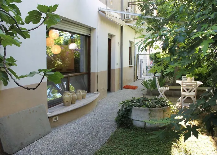 Apartment Apdf Con Giardino *